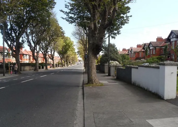 לינה וארוחת בוקר Sycamore House 4*