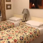 ベッド・アンド・ブレックファスト Sycamore House 4*
